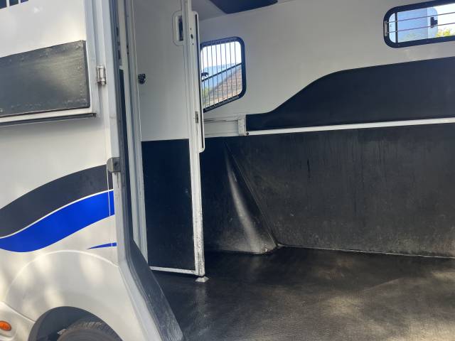 à vendre renault master 2 chevaux