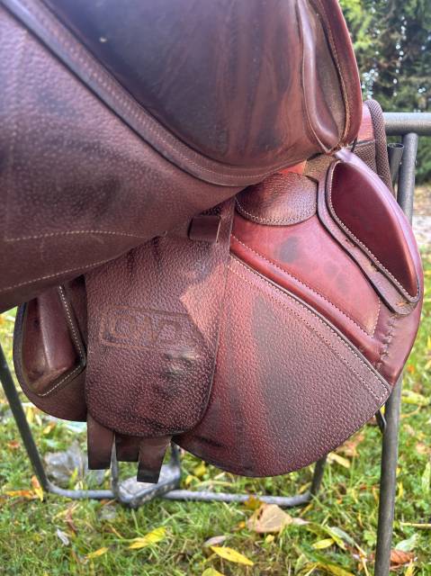 Vends selle cwd femme