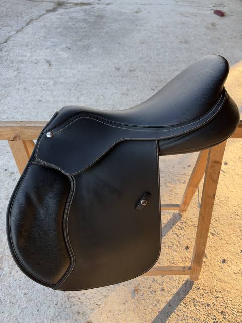 Selle wintec 500 close contact cair hart 17,5 ´´ 