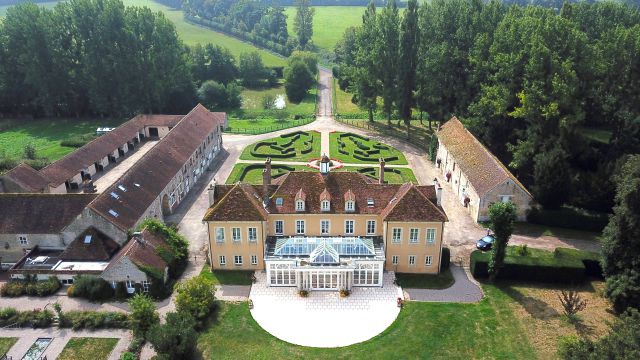 Exceptionnel haras d’élevage sur 120 hectares – caen