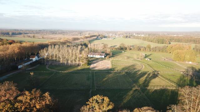 Haras de 8 ha aux portes de chantilly (60)