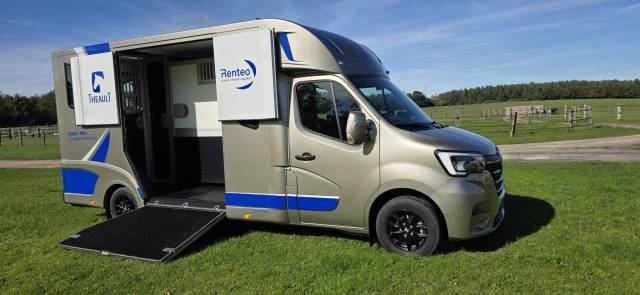Location camion pour chevaux secteur montargis