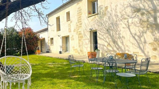 Provence - domaine de charme avec dépendances équestres