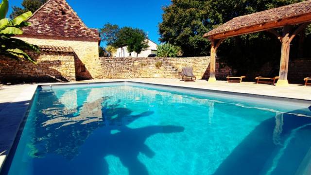 Gite equestre en perigord avec clim et piscine