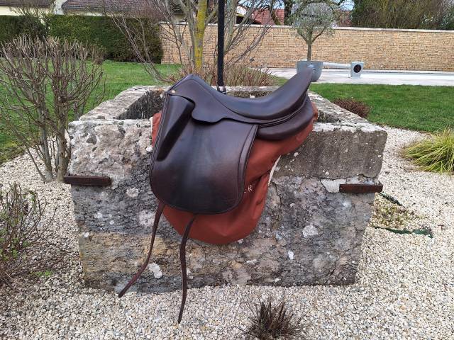 Selle aulion 18 pouces marron ébène 