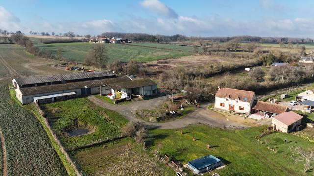 Proche la châtre