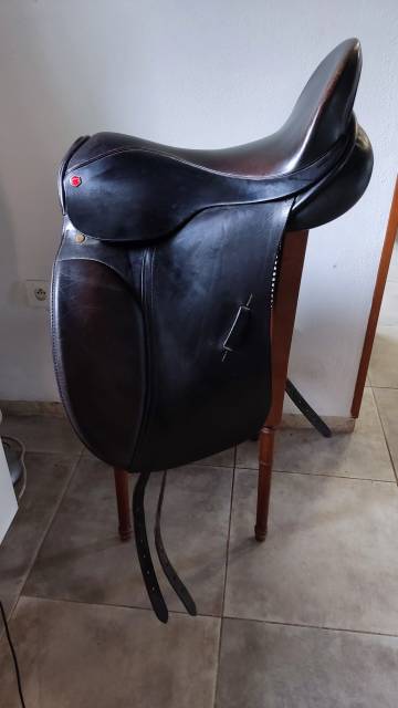 Selle dressage albion 17,5