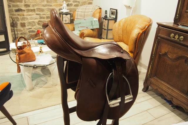 Selles bates 17'