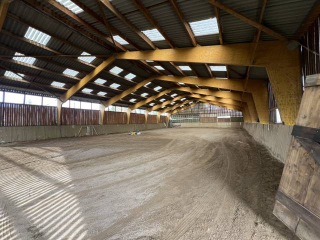 Proche de pompadour, cité du cheval,