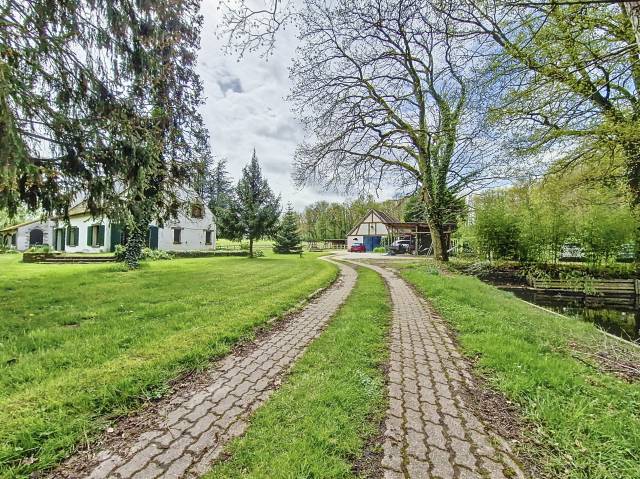 Proprieté en lisiere de forêt de rambouillet sur 10ha