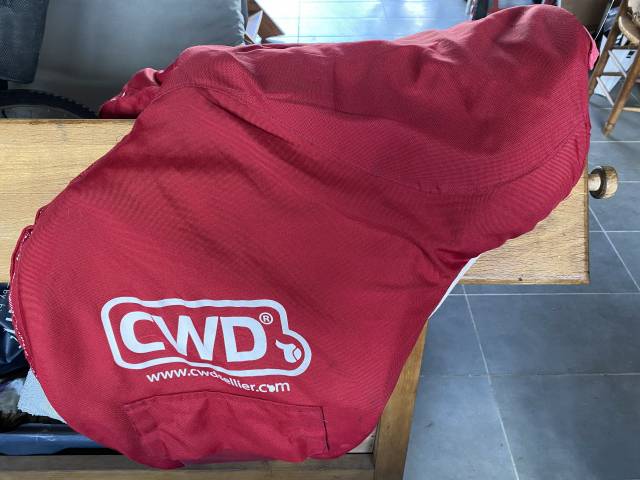 Selle cwd 18' 2gs en parfait état