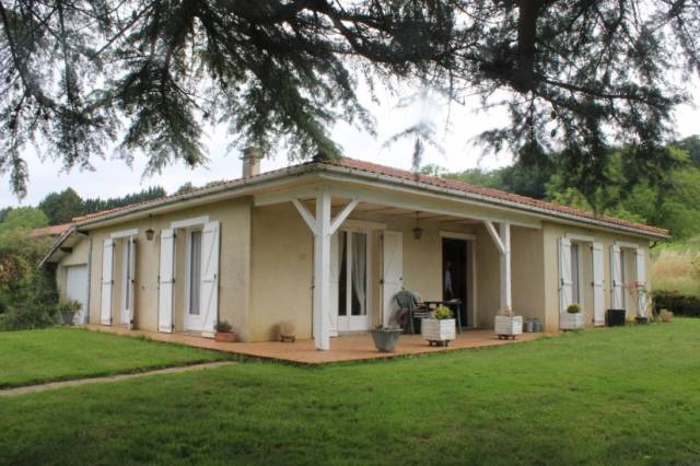 Propriete de 25 + 11 hectares entre pau et auch