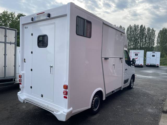 Camion chevaux 2 places ap petit