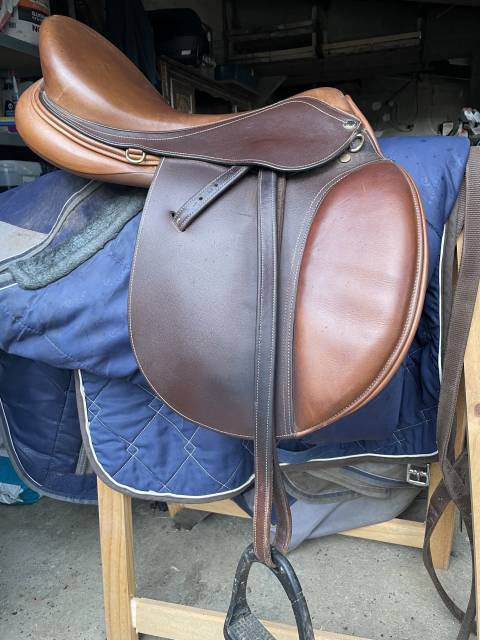 Selle cheval eric thomas 18 pouces