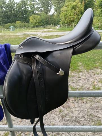 Selle bates mixte cuir noir 17