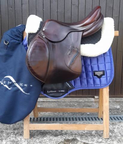 Selle antarès modèle connexion