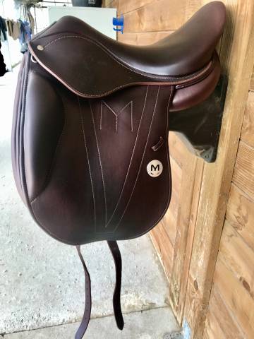 Selle dressage meyer 17,5
