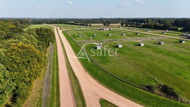 Centre d'entrainement trotteurs - 24 hectares - secteur lisieux