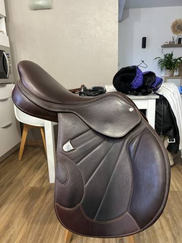 Selle bates victrix cair