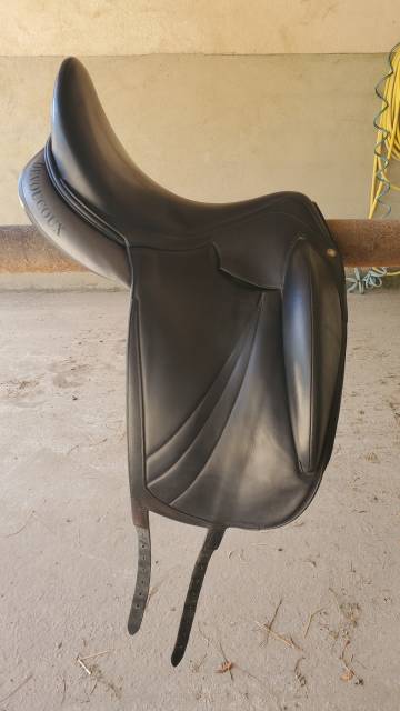 Selle dressage devoucoux malika harmonie