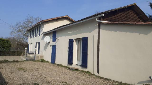 Maison de famille idéale chevaux 20 mn parthenay (79)