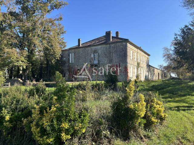 Rare: propriété agricole irriguée de 122ha et sa bâtisse his