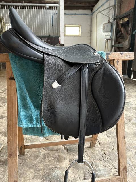 Selle bates elevation 17’