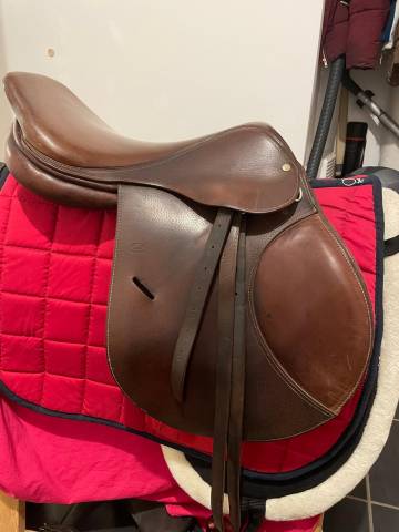 Selle cheval poney sellerie cassou