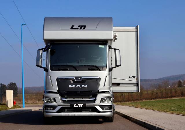 Man tgs 26.430 paillard 8 chevaux pop-out neuf-vendu