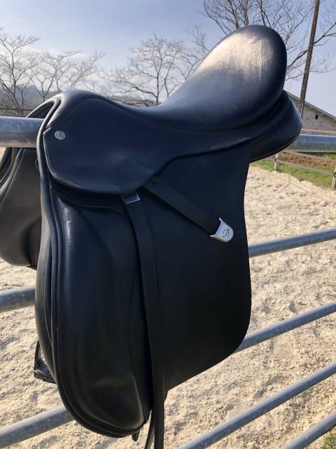 Selle mixte bates 17 pouces 