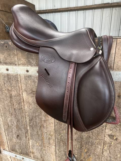 Selle jumpin 17.5