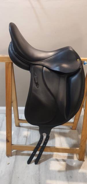 Belloir saumur selle dressage monoquartier 17.5