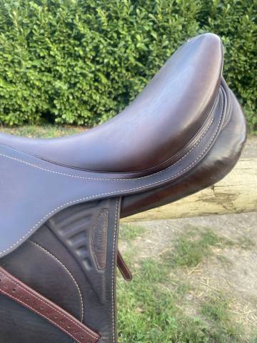 Selle prestige modèle new versailles doublé veau 2015