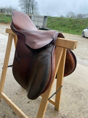 Selle mixte stübben siegfried ii 17,5”