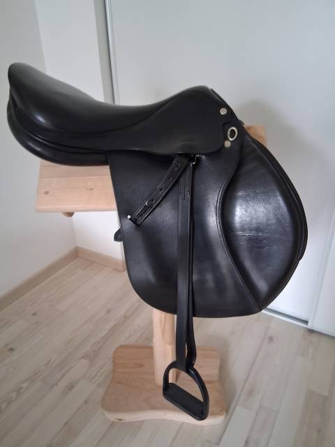 Selle cuir mixte forestier 