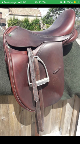 Selle de dressage privilège
