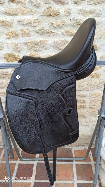 Selle de dressage cuir butterfly 