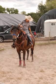 Monitrice d'équitation western , éthologie