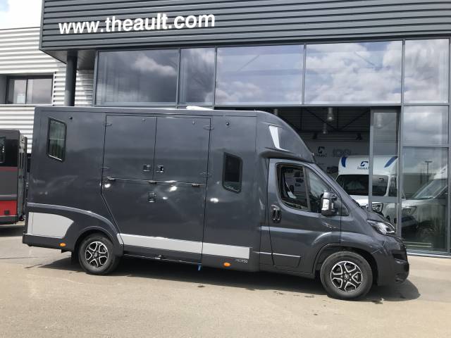 Camion pour chevaux theault - to 720