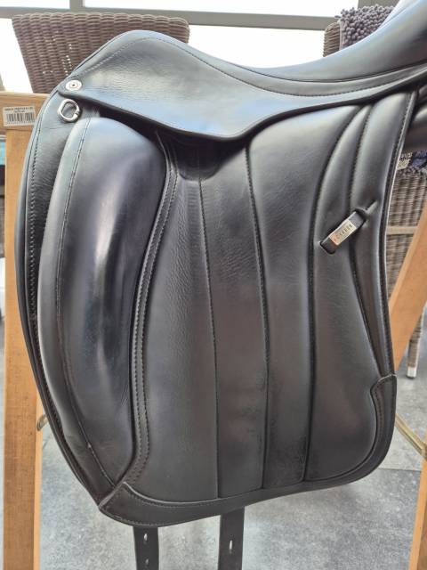 Selle de dressage equipe viktoria