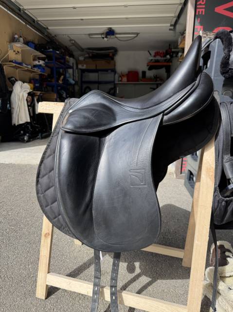 Selle dressage 