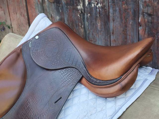 Selle de cso 17,5