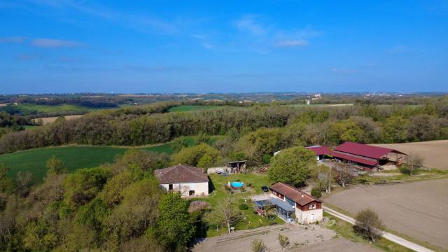 Au coeur du gers, propriété de caractère sur 15 ha
