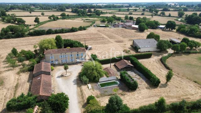 Ancienne ferme maraîchère à réactiver sur 2.9 ha