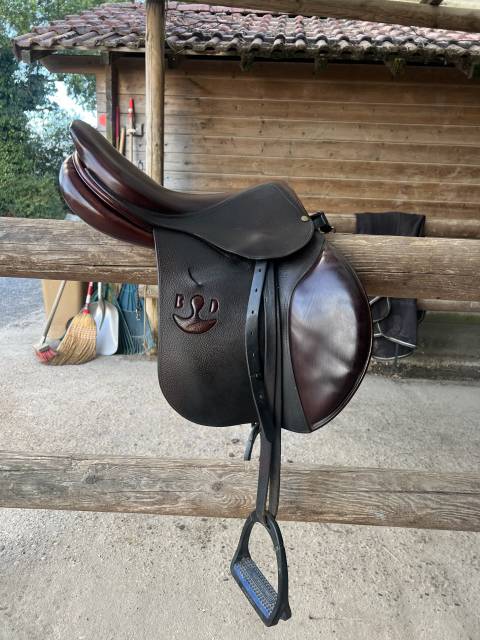 Selle bruno delgrange 17’ - modèle partition