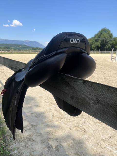 Vends selle cwd mademoiselle 2gs