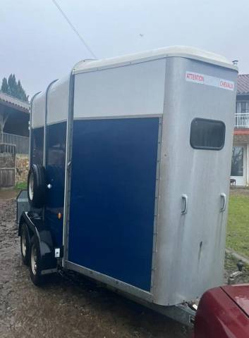 Van 2 places chevaux ifor williams