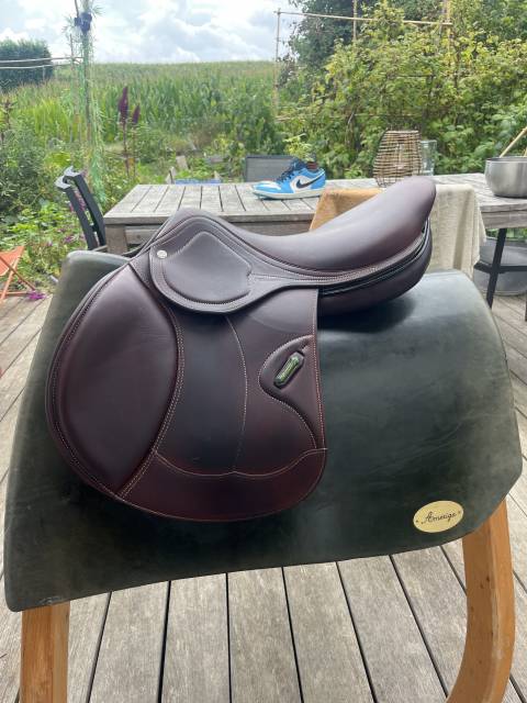 Selle amerigo 2024 superbe état 