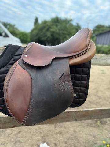  selle one jump’in hervé godignon