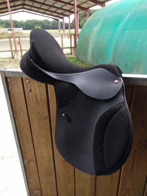 Selle thorowgood t4 original haut garrot